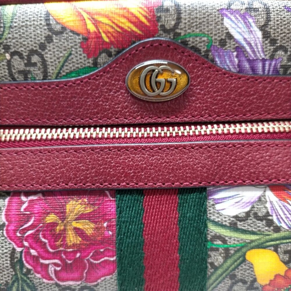 Authentic Gucci Sherry Line Red PVC Crossbody Bag mn568-022626 - Picture 10 of 16